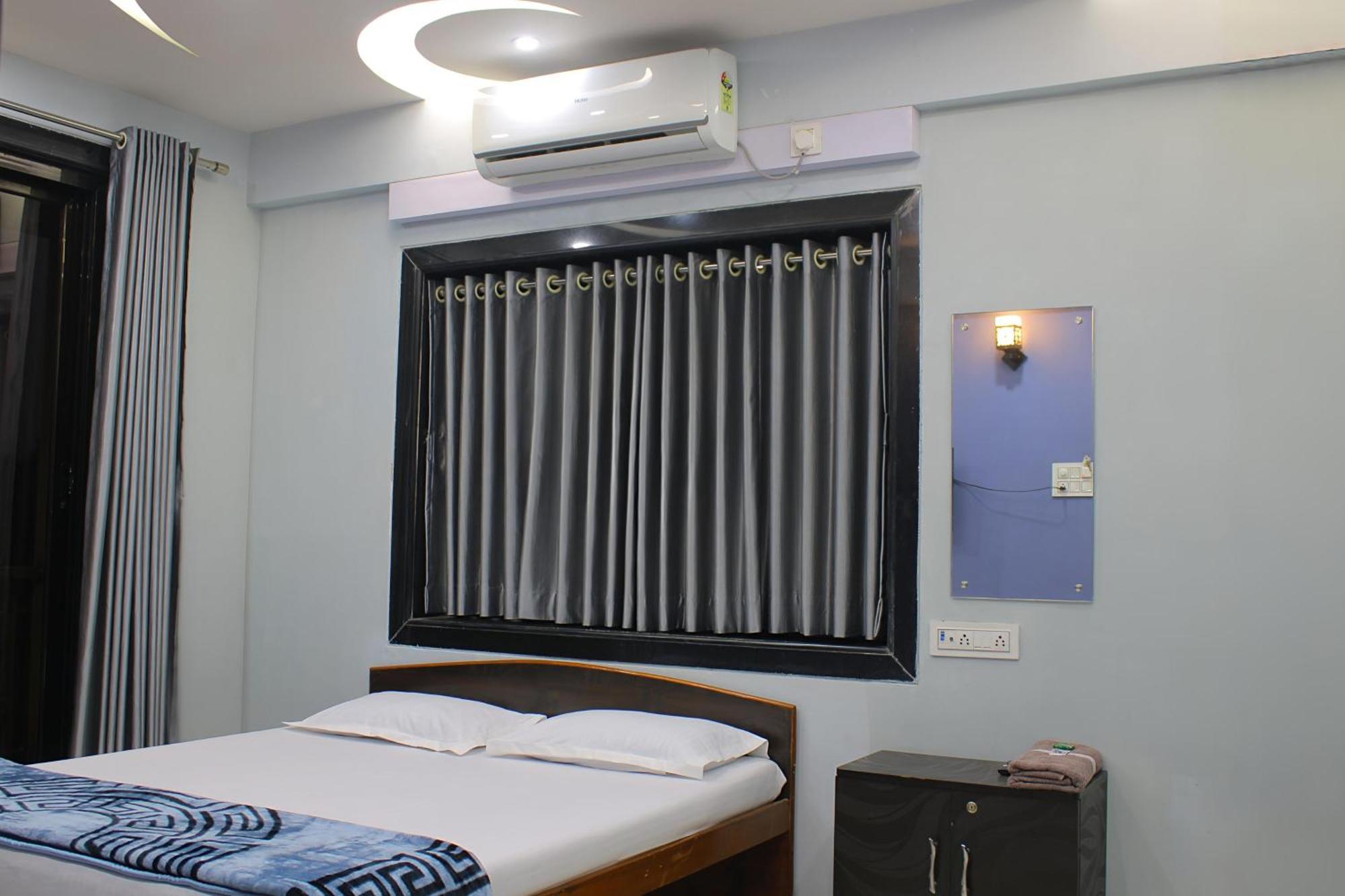 Sukhakarta Holiday Home Алібаґ Екстер'єр фото